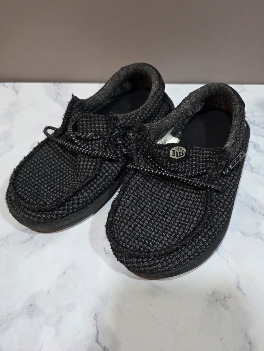 Kids Hey Dude Black Woven Slip-On Loafers Size 11